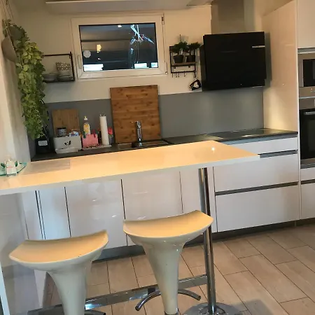 Petite Maison A L'oree Des Bois Vue Magnifique Sur Le Zenitude Et Plenitude בלמון-סור-לוזאן