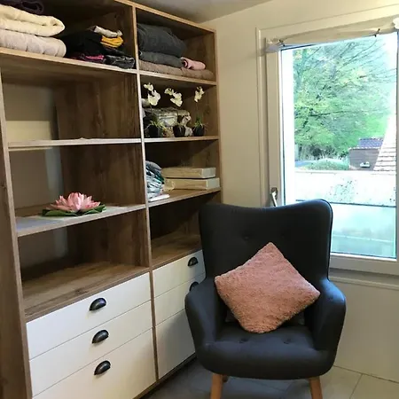 Feriehus Petite Maison A L'oree Des Bois Vue Magnifique Sur Le Zenitude Et Plenitude