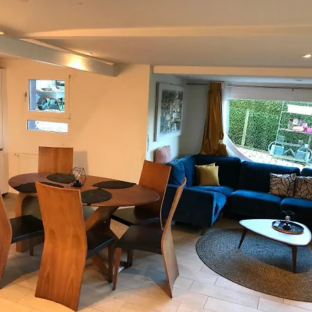 Petite Maison A L'oree Des Bois Vue Magnifique Sur Le Zenitude Et Plenitude Feriehus *