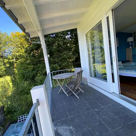 Petite Maison A L'oree Des Bois Vue Magnifique Sur Le Zenitude Et Plenitude בלמון-סור-לוזאן