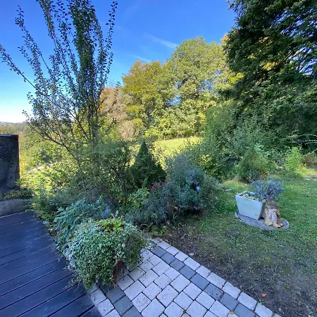 Petite Maison A L'oree Des Bois Vue Sur Le Calme Et Zenitude