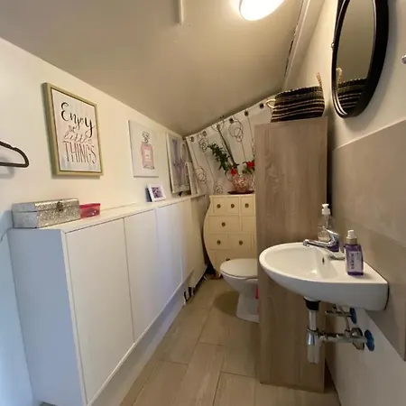 Casa de Férias Petite Maison A L'oree Des Bois Vue Magnifique Sur Le Zenitude Et Plenitude *