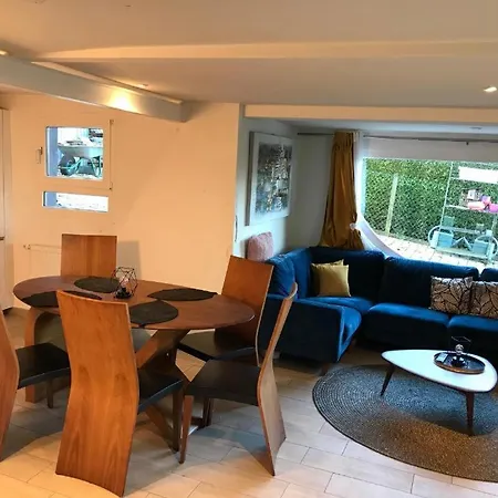 Petite Maison A L'oree Des Bois Vue Sur Le Calme Et Zenitude 贝尔蒙叙尔洛桑