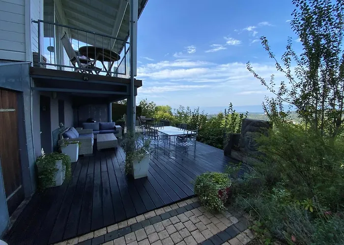 Petite Maison A L'oree Des Bois Vue Magnifique Sur Le Zenitude Et Plenitude بيت للعطل *