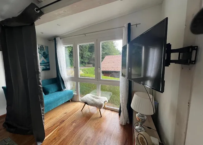 Dom wakacyjny Petite Maison A L'oree Des Bois Vue Magnifique Sur Le Zenitude Et Plenitude