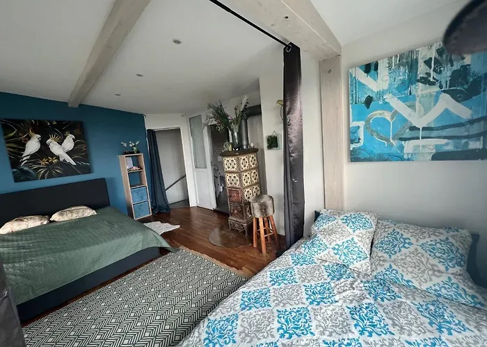 Dom wakacyjny Petite Maison A L'oree Des Bois Vue Magnifique Sur Le Zenitude Et Plenitude Belmont-sur-Lausanne