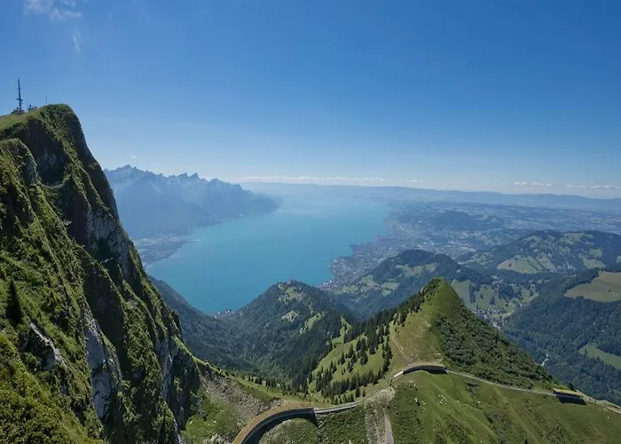 Petite Maison A L'oree Des Bois Vue Magnifique Sur Le Zenitude Et Plenitude 度假居 *